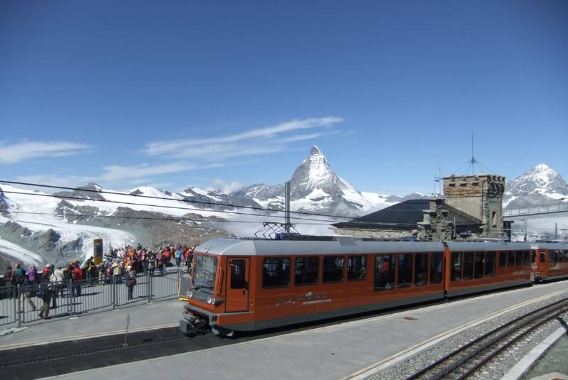 暑い日本から脱出して涼しいスイス！ のハズが・・・